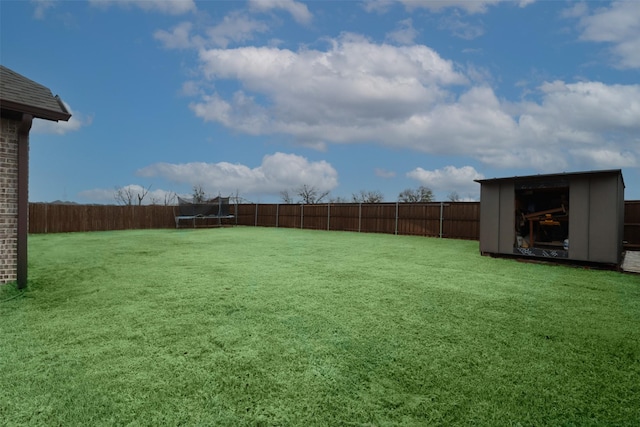 209 Chesapeake Dr, Forney, TX 75126 - view of yard with a trampoline