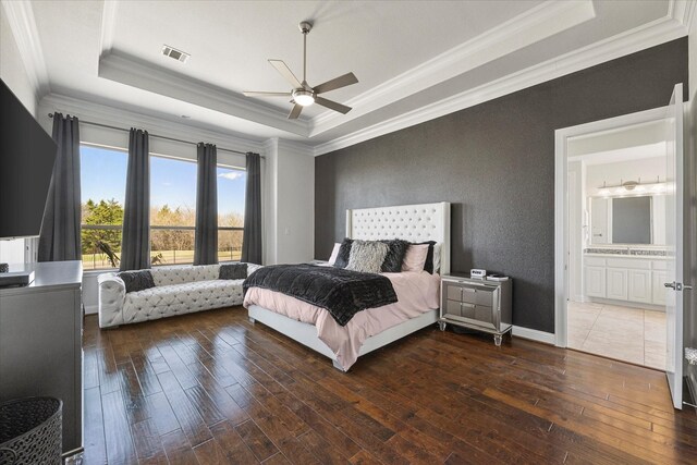 1904 Kings Pass, Heath, TX 75032 - living area featuring plenty of natural light, dark wood-type flooring, lofted ceiling, and ceiling fan