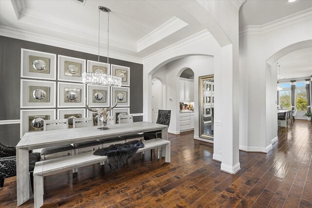 1904 Kings Pass, Heath, TX 75032 - foyer featuring ornamental molding, hardwood / wood-style flooring, a notable chandelier, and visible vents