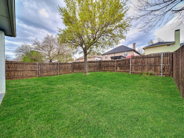 1381 Coastal Dr, Rockwall, TX 75087 - view of yard