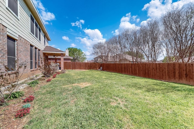 1312 Cattle Crossing Dr, Fort Worth, TX 76131 - view of yard