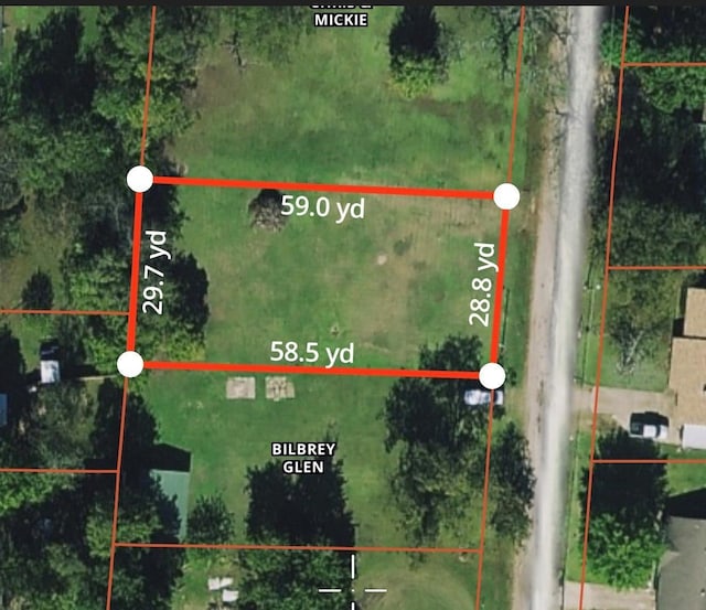 219 College St, Roxton, TX 75477