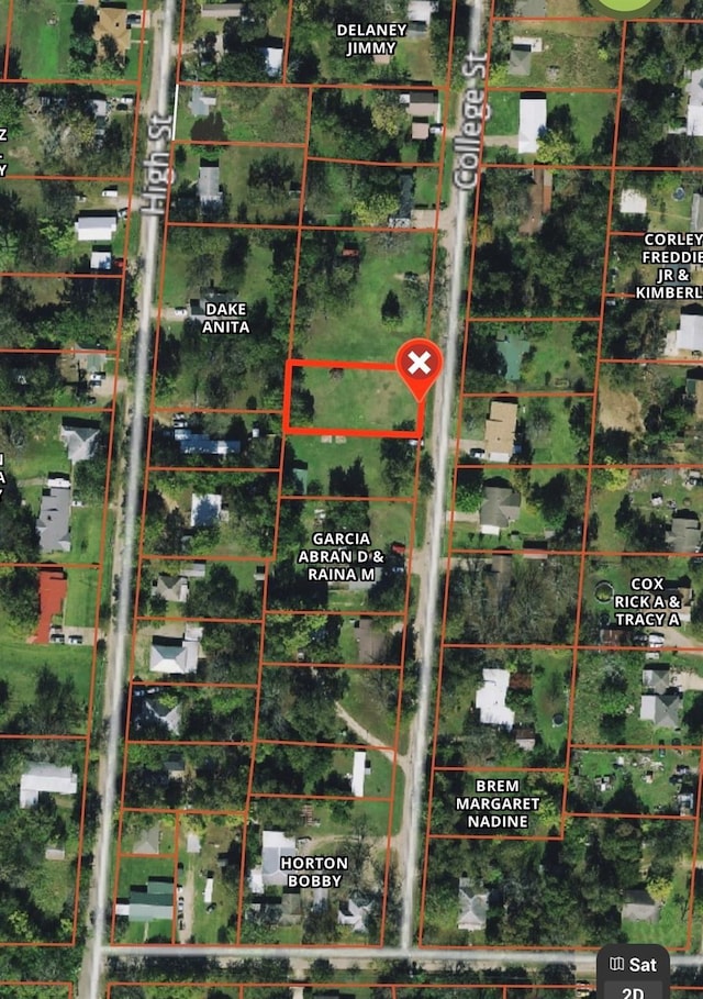 219 College St, Roxton, TX 75477