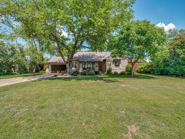 1410 Corto Dr, Dallas, TX 75218 - ranch-style house featuring driveway, a garage, and a front lawn
