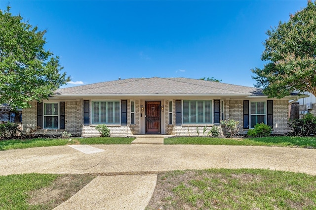 7211 La Sobrina Dr, Dallas, TX 75248 - ranch-style house with brick siding
