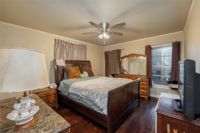bedroom with baseboards, dark wood-type flooring, ceiling fan, and crown molding