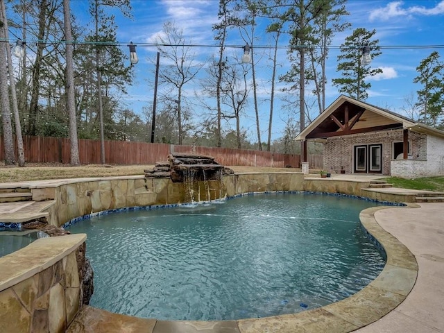 1904 Loblolly Ln, Lufkin, TX 75904 - view of swimming pool featuring a fenced backyard and a patio area