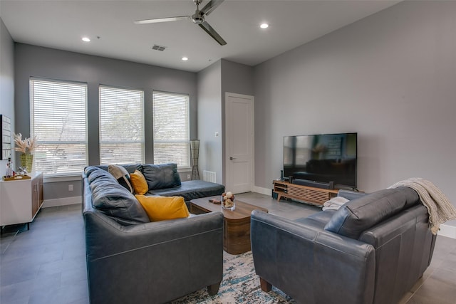 2239 Lovedale Ave Unit 105, Dallas, TX 75235 - living area featuring ceiling fan, a wealth of natural light, and recessed lighting