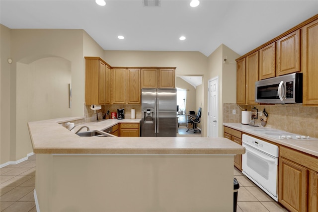 724 Darlington Trl, Fort Worth, TX 76131 - kitchen featuring stainless steel appliances, a sink, light tile patterned flooring, backsplash, and recessed lighting