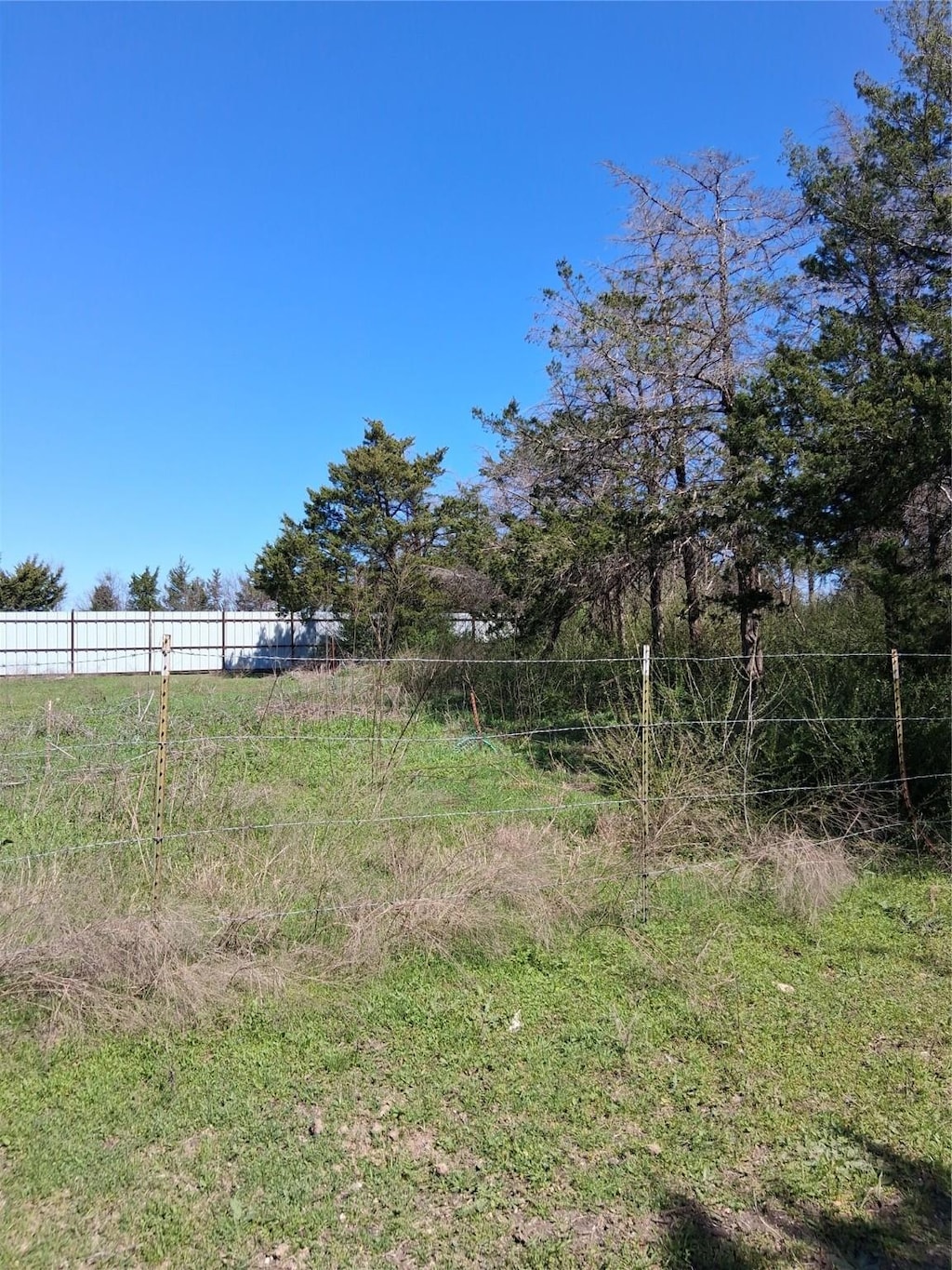 15 Mask Dr, Dallas, TX 75241