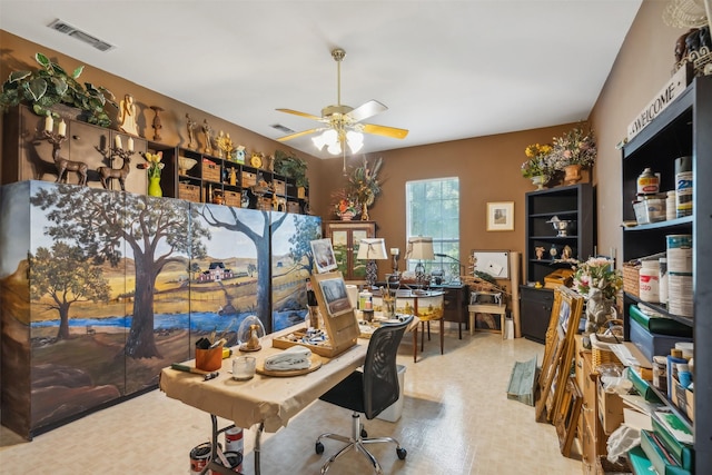 7388 Wilderness Way, Weatherford, TX 76085 - home office with a ceiling fan
