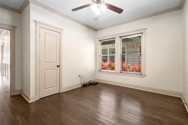 422 S Winnetka Ave, Dallas, TX 75208 - unfurnished room featuring a ceiling fan, ornamental molding, dark wood-style floors, and baseboards