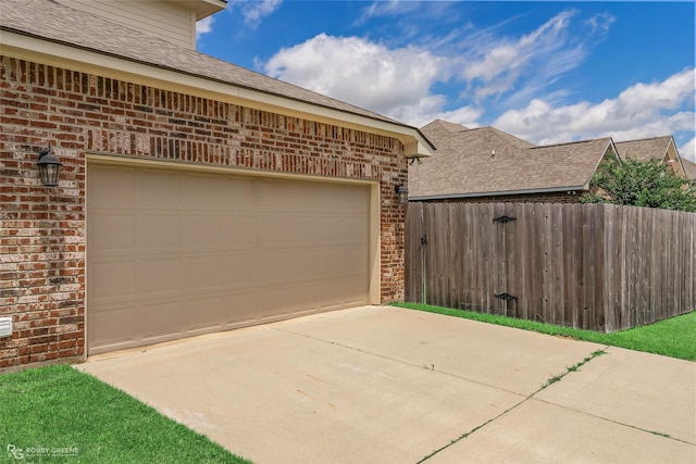 918 Hackberry Dr, Bossier City, LA 71111 - garage with concrete driveway