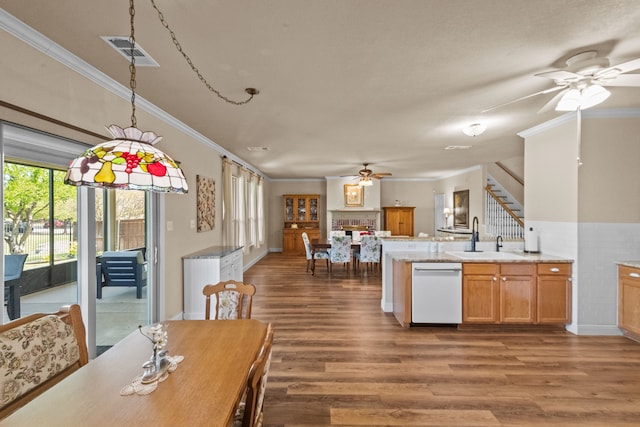 4167 Prairie Meadow Ct, Fort Worth, TX 76244 - kitchen featuring a ceiling fan, a sink, white dishwasher, ornamental molding, and wood finished floors
