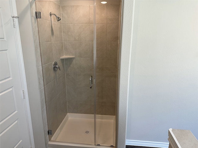 10569 Taruca Dr, Fort Worth, TX 76036 - bathroom featuring a shower stall