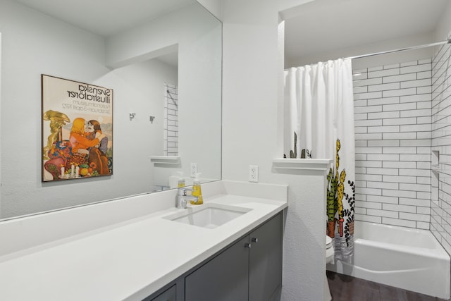 full bathroom featuring shower / bathtub combination with curtain, toilet, vanity, and wood finished floors