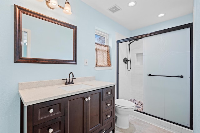 4629 Cripple Creek Rd, Haltom City, TX 76137 - full bath featuring visible vents, vanity, toilet, and a shower stall