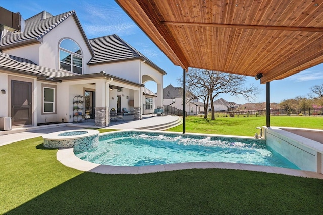 3905 Dashiell Dr, Flower Mound, TX 75022 - view of swimming pool with a patio area and a pool with connected hot tub
