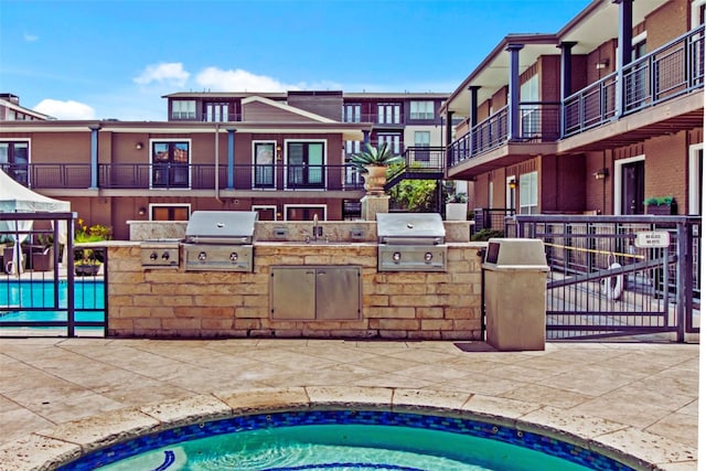 5920 Sandhurst Ln Unit 232, Dallas, TX 75206 - view of swimming pool with a sink and a swimming pool