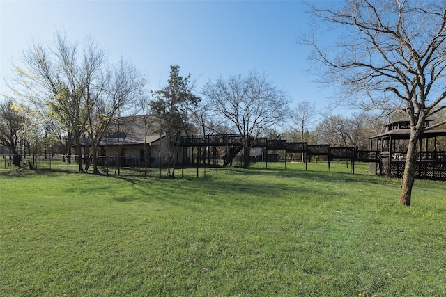 view of yard featuring fence