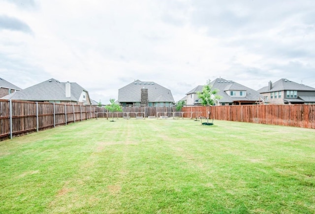 4600 Periwinkle Dr, Mansfield, TX 76063 - view of yard featuring a residential view