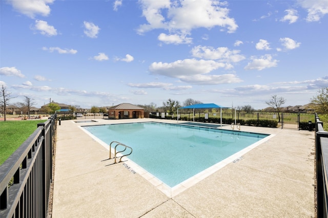 4600 Periwinkle Dr, Mansfield, TX 76063 - community pool with a gazebo