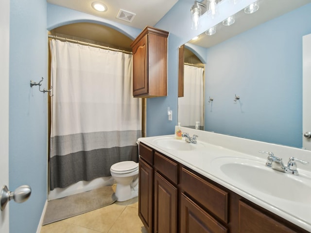 4013 Hollow Lake Rd, Fort Worth, TX 76262 - bathroom featuring tile patterned flooring, toilet, double vanity, and curtained shower