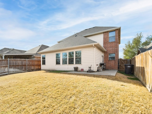 4013 Hollow Lake Rd, Fort Worth, TX 76262 - back of property featuring a patio area