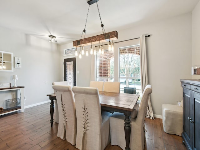 4013 Hollow Lake Rd, Fort Worth, TX 76262 - dining space featuring baseboards and dark wood-style flooring