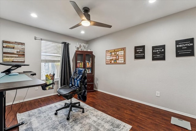home office with baseboards, ceiling fan, wood finished floors, and recessed lighting