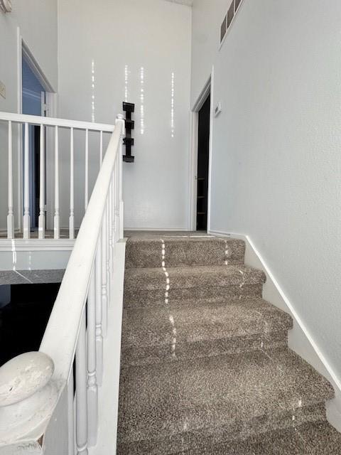 2411 Northlake Ct, Irving, TX 75038 - view of staircase