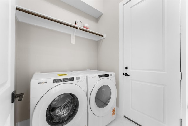 2111 Brookhaven Dr, Dallas, TX 75224 - laundry area featuring independent washer and dryer and laundry area