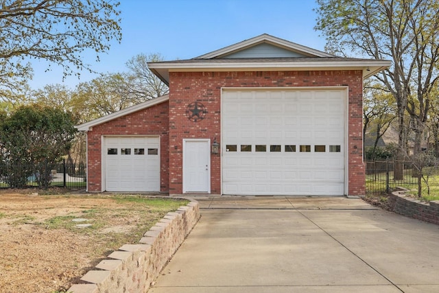3713 Hidden Trl, Flower Mound, TX 75022 - view of garage