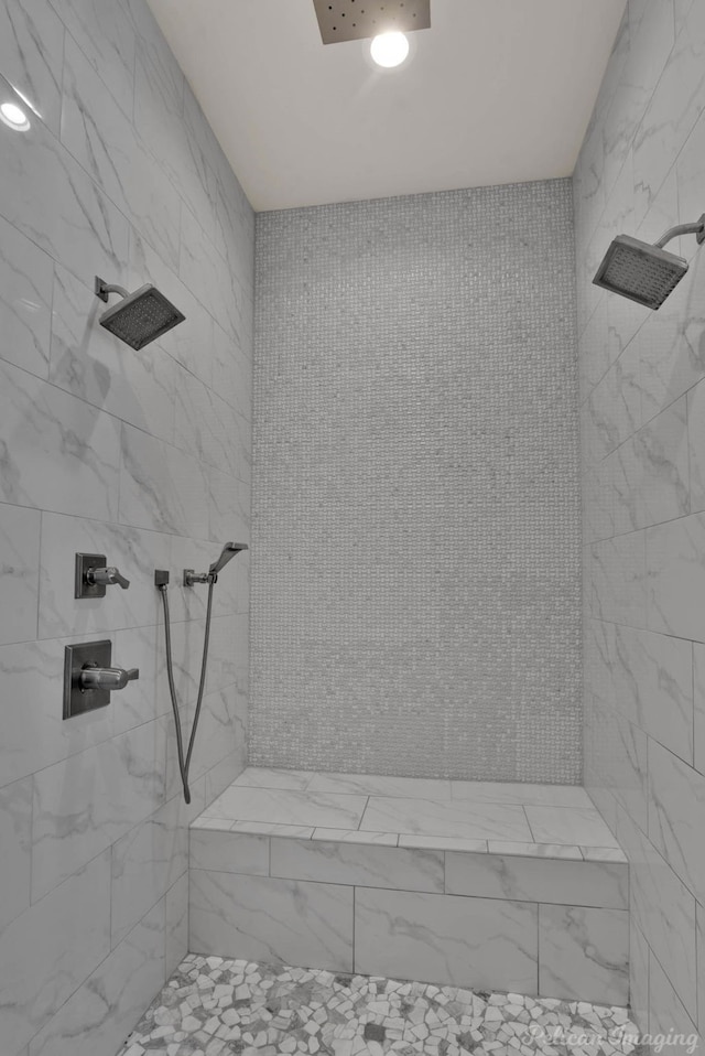 1113 Forest Trail Dr, Shreveport, LA 71106 - full bath featuring a tile shower