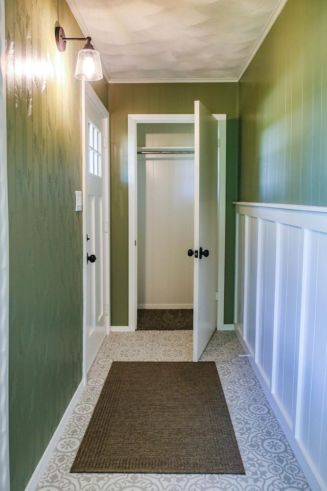 3815 Jefferson Rd, Paris, TX 75462 - hall featuring ornamental molding
