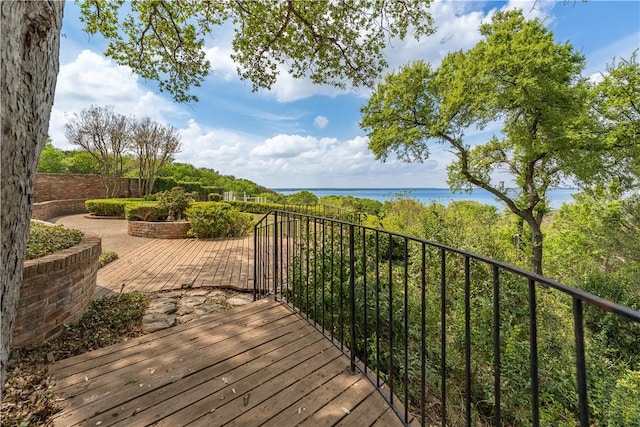 3709 Windmill Hill St, Waco, TX 76710 - deck with a water view