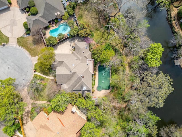 1002 Loch Lomond Dr, Arlington, TX 76012 - drone / aerial view