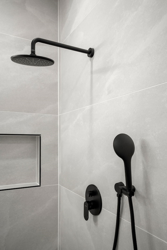 interior details with tiled shower