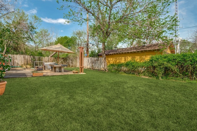 635 Richmondell, Dallas, TX 75211 - view of yard featuring a patio