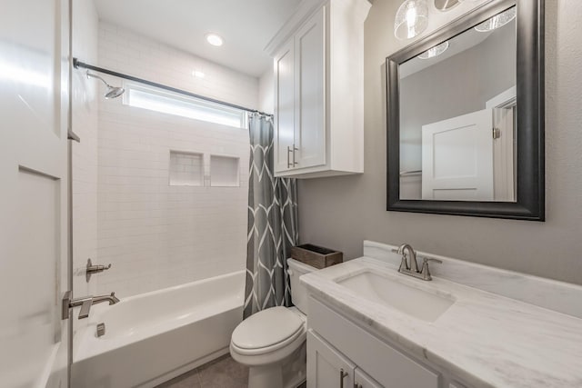 804 Shirley Jean Ln, Collinsville, TX 76233 - full bathroom with vanity, shower / tub combo, and toilet