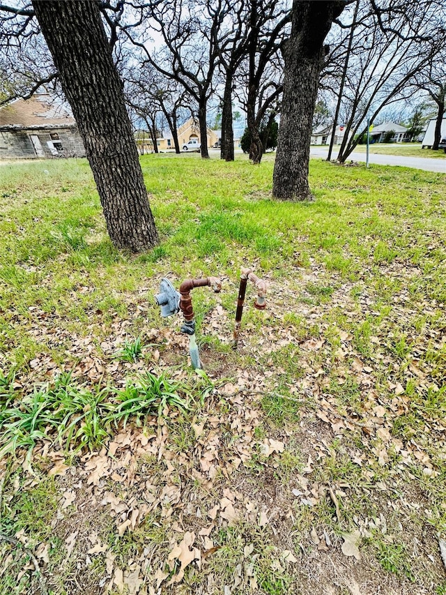 424 N Main St, Cross Plains, TX 76443