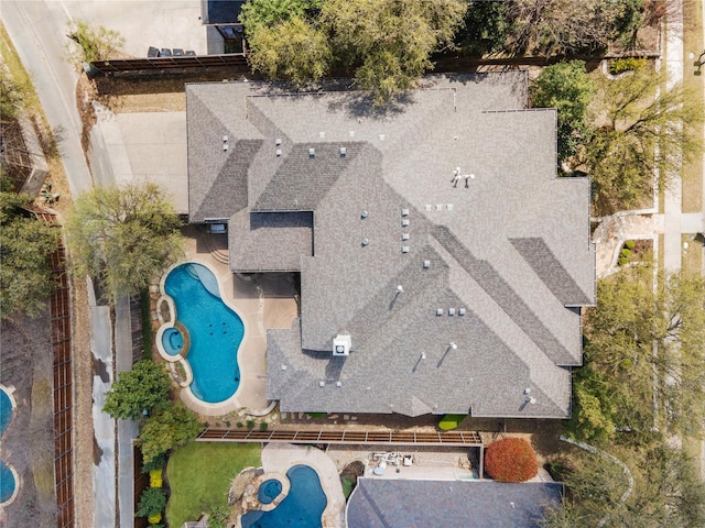 5460 Stone Canyon Dr, Frisco, TX 75034 - view from above of property featuring a pool area