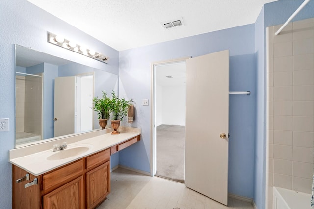 600 Carol Way, Euless, TX 76039 - bathroom with vanity and shower / bathtub combination