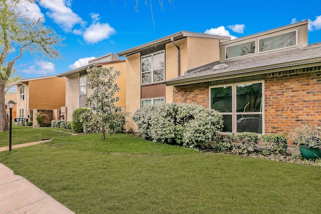 9231 Chimney Corner Ln, Dallas, TX 75243 - view of building exterior