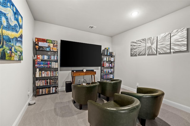 living area featuring recessed lighting, carpet, visible vents, and baseboards