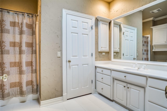 5816 Forest Highlands Dr, Fort Worth, TX 76132 - full bathroom featuring tile patterned floors, a shower with shower curtain, vanity, baseboards, and visible vents