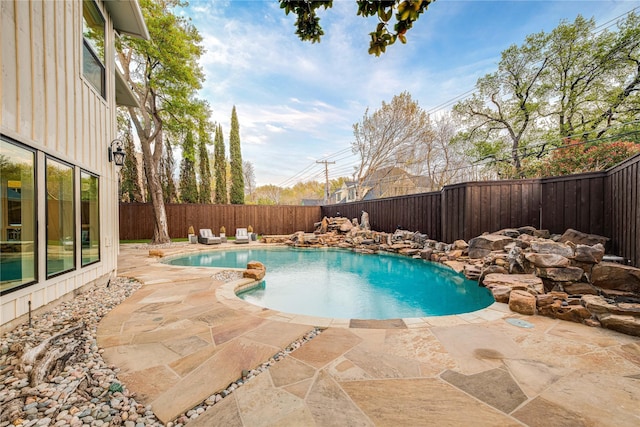 5230 Boca Raton Dr, Dallas, TX 75229 - view of swimming pool featuring a patio, a fenced in pool, and a fenced backyard
