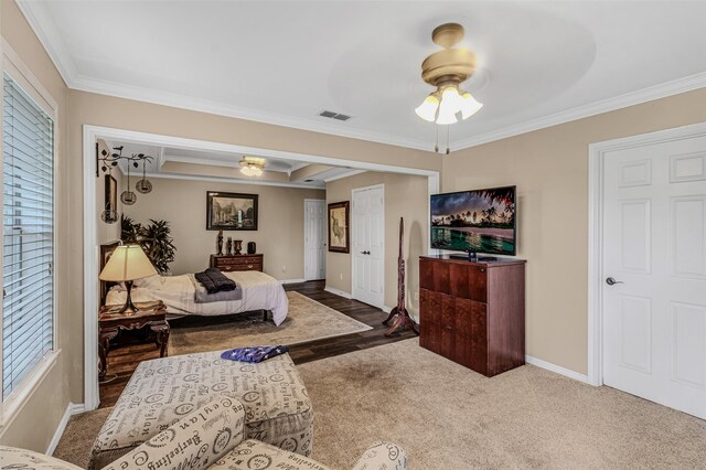 130 Vz County Road 3509, Edgewood, TX 75117 - bedroom with crown molding, a ceiling fan, baseboards, visible vents, and carpet