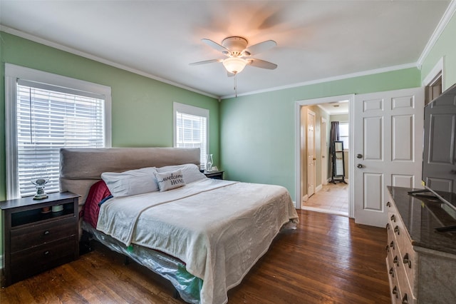 3929 Collinwood Ave, Fort Worth, TX 76107 - bedroom with dark wood-style flooring, ornamental molding, a ceiling fan, and baseboards