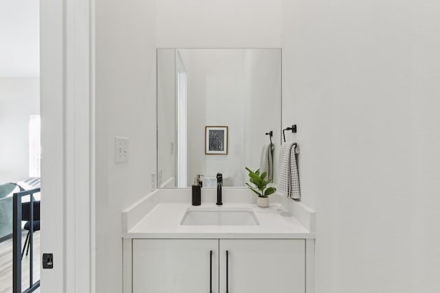 2142 Lovedale Ave Unit 101, Dallas, TX 75235 - bathroom featuring vanity